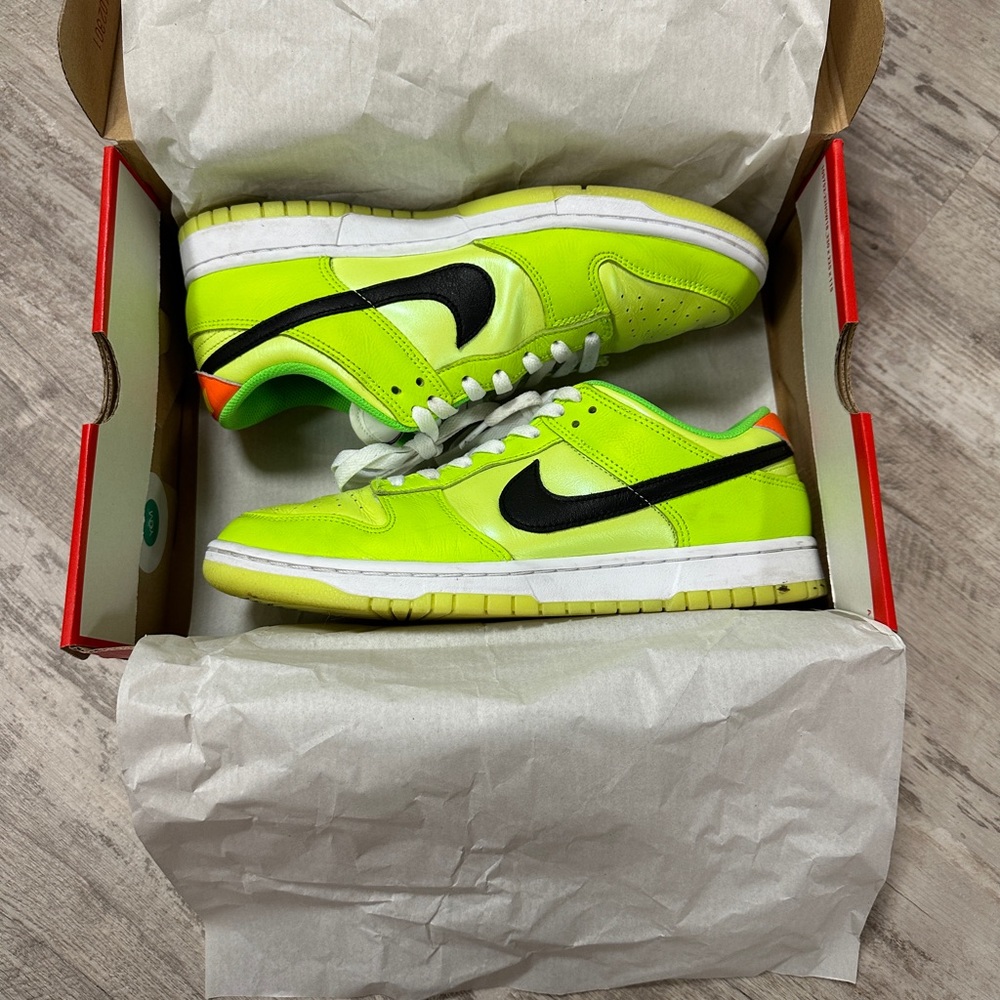 Nike Dunks size 10M